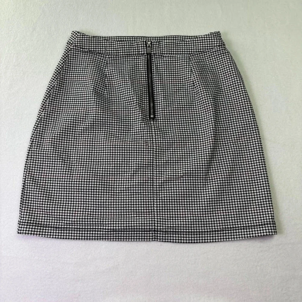 Hollister‎ Women's Size Small Ultra High Rise  Mini Skirt Plaid Preppy Twee